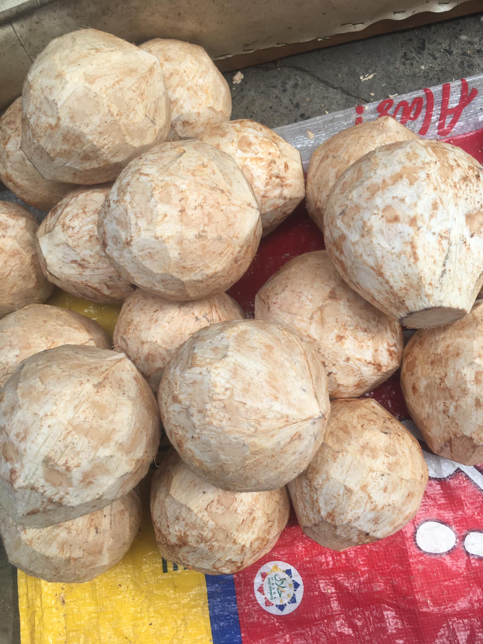 Dừa Xiêm Gọt Trọc (size nhỏ)